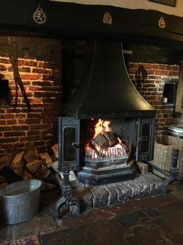 فندق The Cricketers Arms بيتورث المظهر الخارجي الصورة